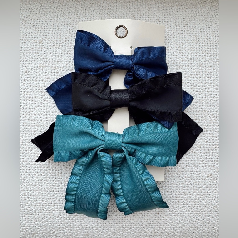 anthropologie hair bows!